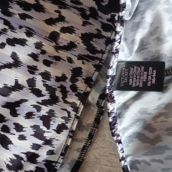 Lingerie set - Picture 4 of 4